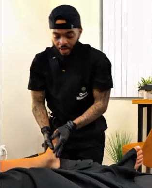 detroit massage therapist